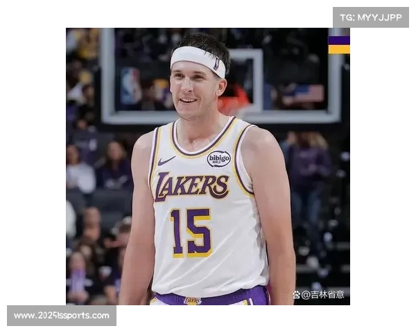 湖人三分雨射落老鹰，里夫斯8记三分平纪录